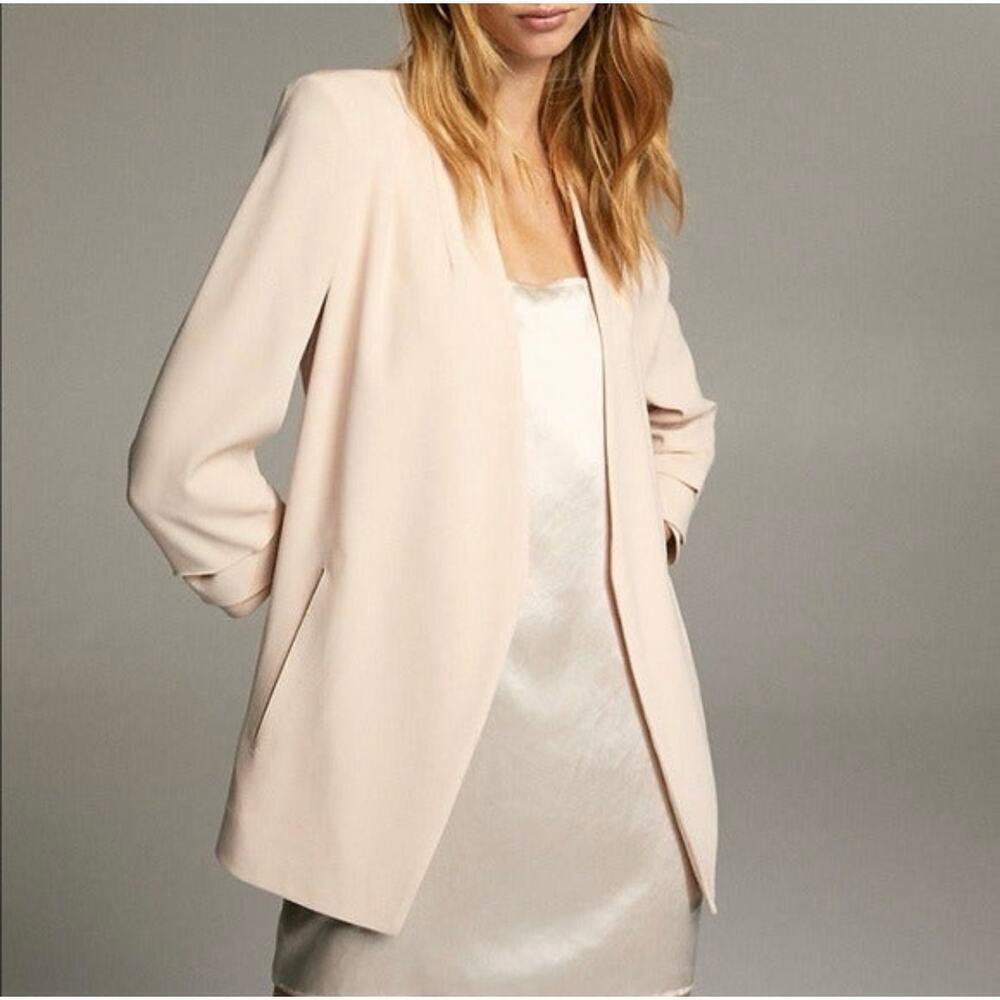 Artizia Babaton Power Blazer Tan Shoulder Pads Size 2